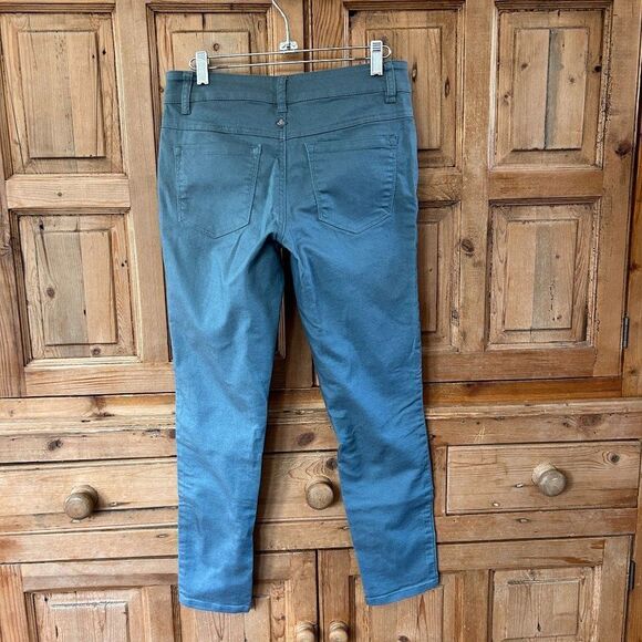 prAna size 6/28 Skinny Leg Cropped Jeans Carlotta Crop Pants Starling Green Blue - Picture 7 of 7